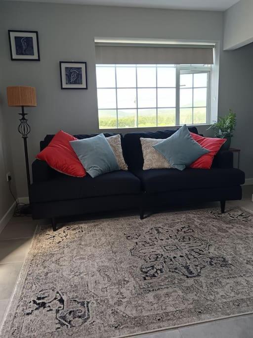 Dingle Escape -2 Bed -Sleeps 4 Apartment Exterior photo